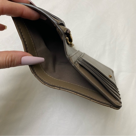 Tory Burch Medium Kira Wallet - Picture 7 of 11